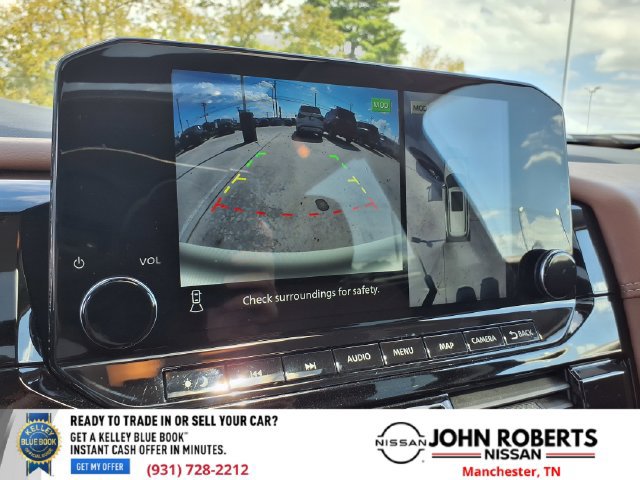 Used 2024 Nissan Pathfinder Platinum FWD image 7