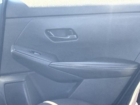 Used 2025 Nissan Sentra S FWD image 14