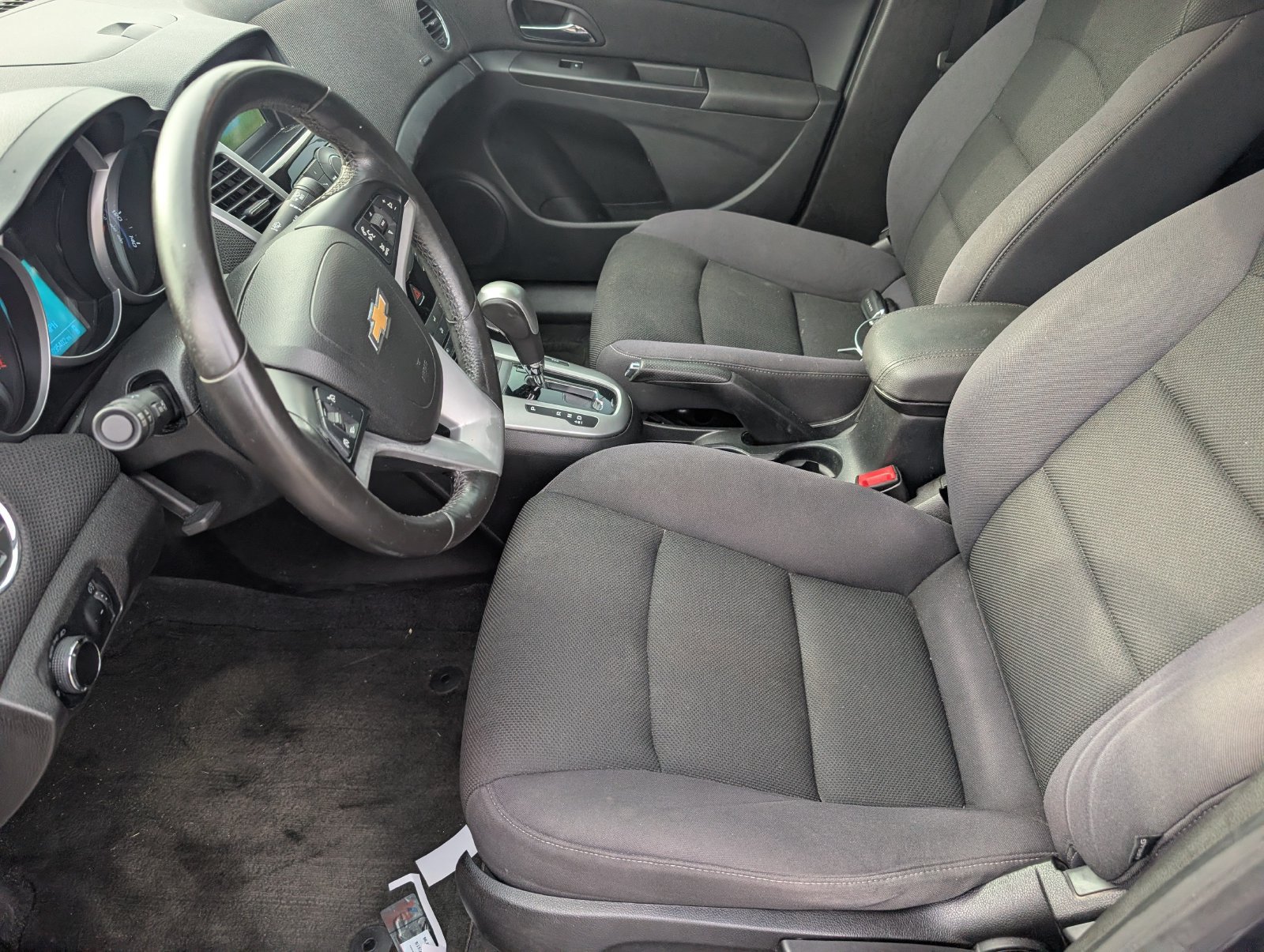 Used 2013 Chevrolet Cruze LT FWD image 6