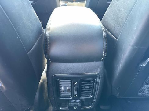 Used 2021 Jeep Grand Cherokee Limited w/ Quick Order Package 28K 80th AWD/4WD image 12