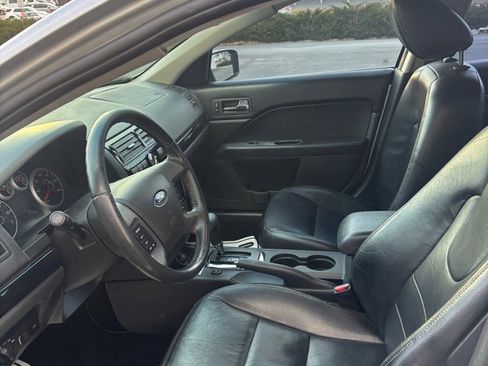 Used 2009 Ford Fusion SEL image 5