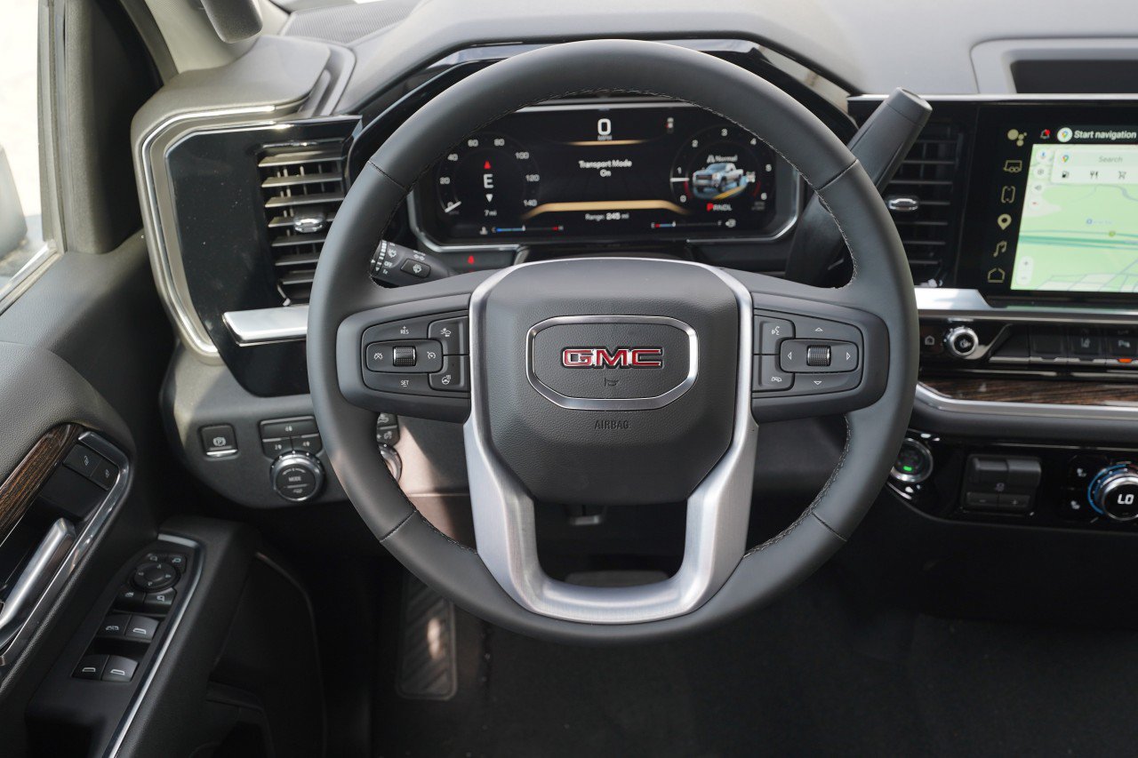 New 2026 GMC Sierra 2500 SLE w/ SLE Value Package; AWD/4WD image 10