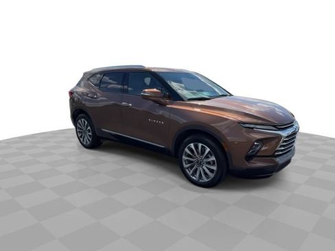 Used 2023 Chevrolet Blazer Premier w/ LPO, Floor Liner Package AWD/4WD image 2