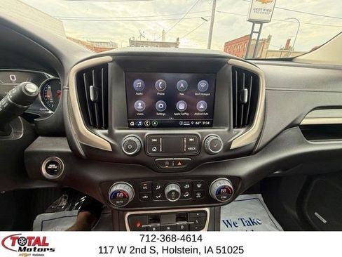 Certified 2024 GMC Terrain Denali w/ Denali Premium Package AWD/4WD image 24