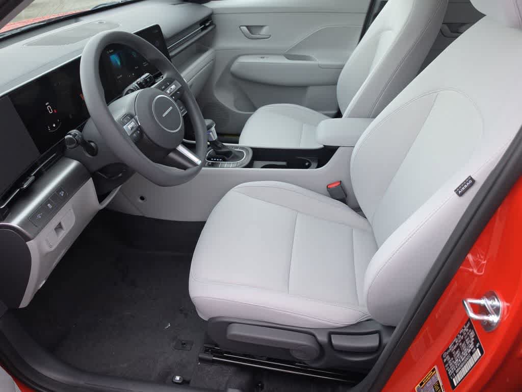 New 2027 Hyundai Kona SE FWD image 16