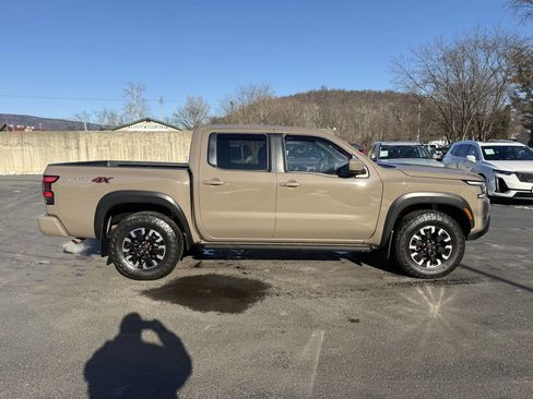 Used 2023 Nissan Frontier PRO-4X w/ Technology Package image 11