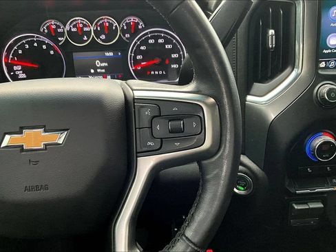 Used 2021 Chevrolet Silverado 1500 LT AWD/4WD image 13