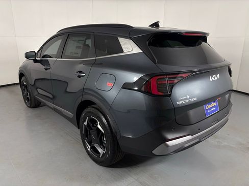 New 2026 Kia Sportage EX AWD/4WD image 6