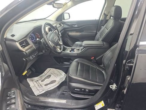 Used 2023 GMC Acadia Denali w/ Denali Ultimate Package AWD/4WD image 7
