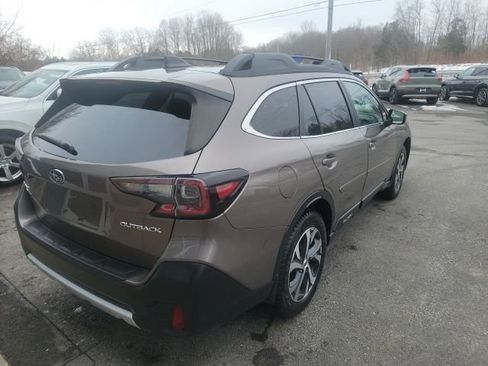 Used 2022 Subaru Outback Limited image 4