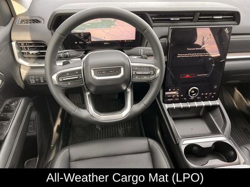 New 2026 GMC Terrain Denali w/ LPO, Floor Liner Package image 8
