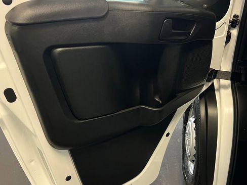 Used 2024 RAM ProMaster 3500 w/ Delivery Van Package image 23