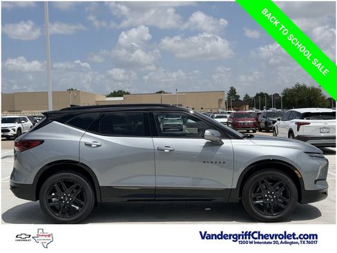 New 2026 Chevrolet Blazer RS w/ Driver Confidence II Package FWD image 3
