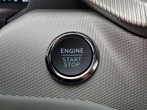 New 2026 Ford Explorer Active w/ Active Comfort Package image 14