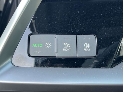 Used 2024 Audi A3 2.0T Premium image 21