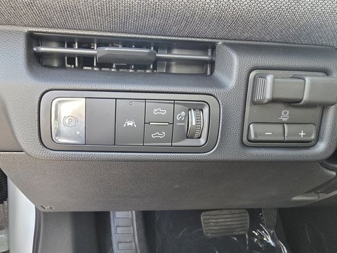 New 2026 GMC Sierra EV Elevation image 15