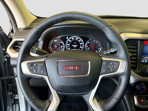 Used 2023 GMC Acadia Denali w/ Denali Ultimate Package image 11