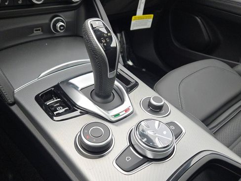 New 2025 Alfa Romeo Stelvio Sprint w/ Veloce Package image 27