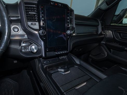 Used 2019 RAM 1500 Limited AWD/4WD image 14
