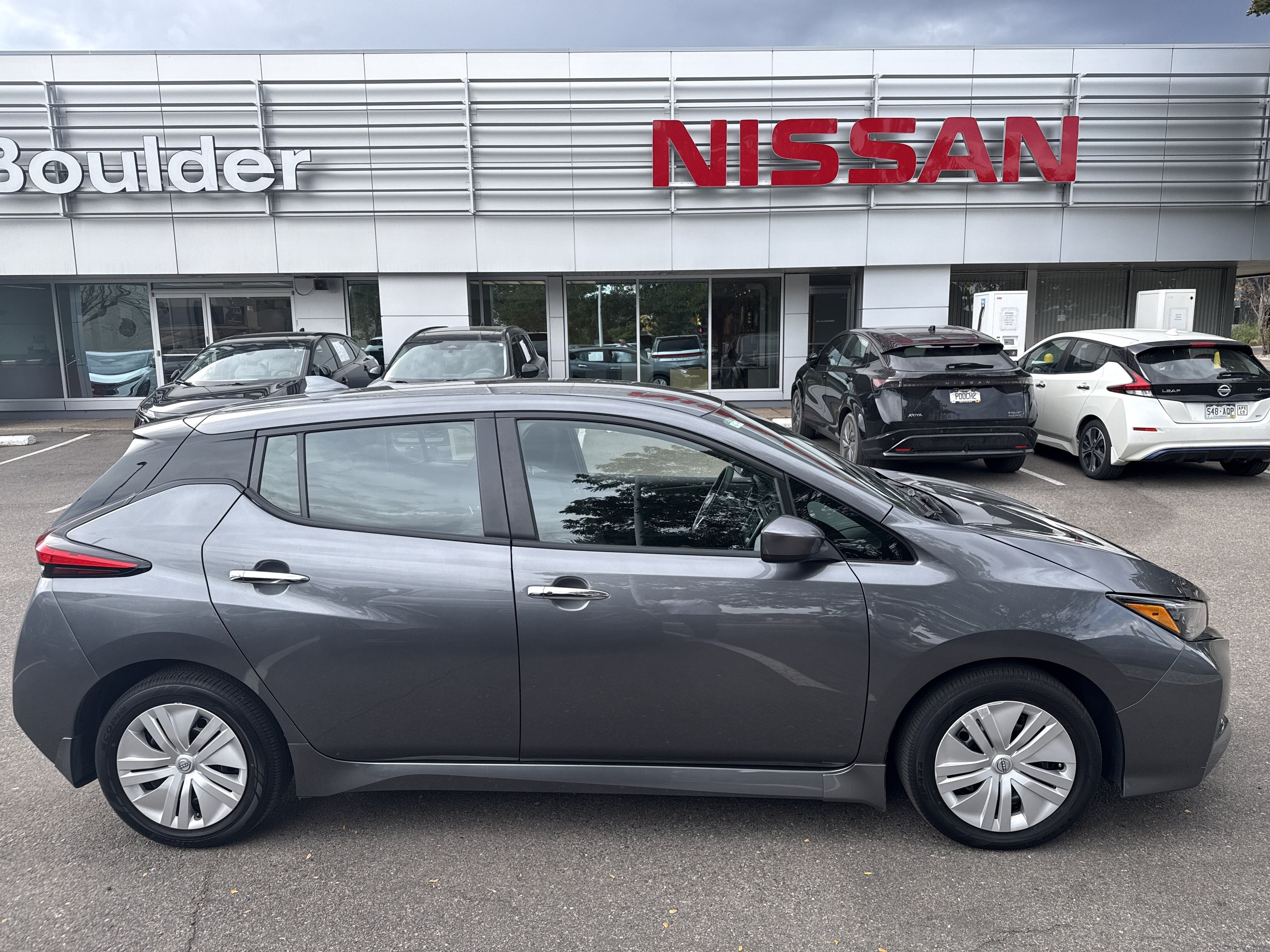 Certified 2025 Nissan Leaf S FWD image 5