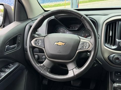 Used 2018 Chevrolet Colorado Z71 AWD/4WD image 12