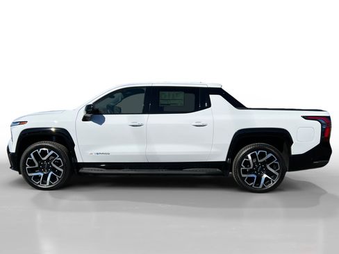New 2024 Chevrolet Silverado EV RST image 2