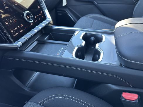 New 2025 GMC Acadia Elevation w/ Black Edition image 30