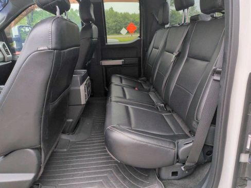 Used 2017 Ford F350 Lariat RWD image 9