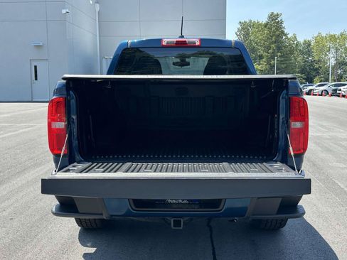 Used 2019 Chevrolet Colorado W/T w/ WT Convenience Package RWD image 8