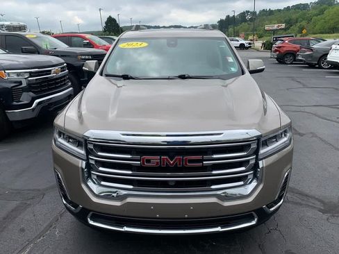 Certified 2023 GMC Acadia SLT w/ Technology Package AWD/4WD image 8
