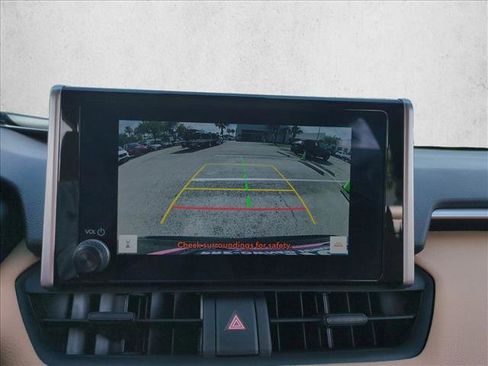 Used 2025 Toyota RAV4 LE FWD image 13