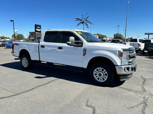 Used 2021 Ford F250 XLT w/ FX4 Off-Road Package image 5