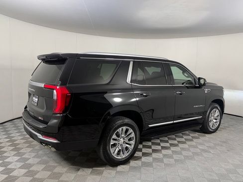 Used 2025 GMC Yukon Denali AWD/4WD image 7
