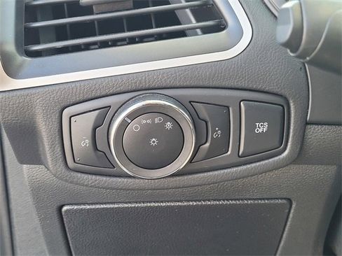 Used 2024 Ford Edge SEL image 24