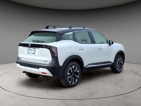 New 2026 Nissan Kicks SV image 9