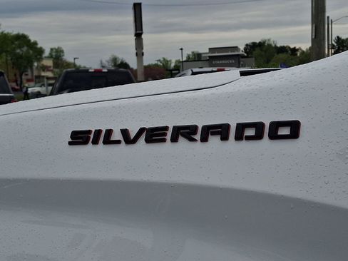 Used 2025 Chevrolet Silverado 1500 RST w/ Redline Edition AWD/4WD image 30