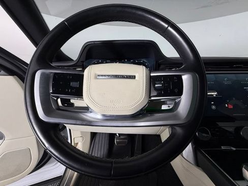 Used 2023 Land Rover Range Rover Long Wheelbase SE AWD/4WD image 29