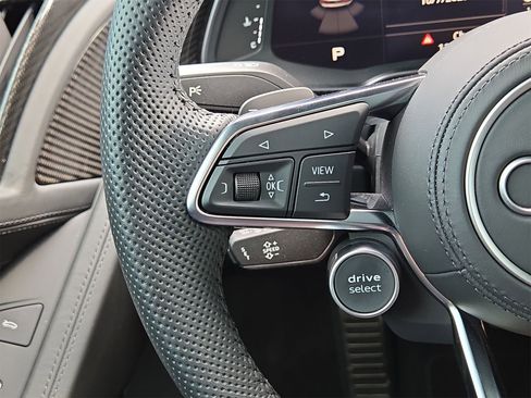 Certified 2023 Audi R8 V10 performance w/ Premium Package image 21