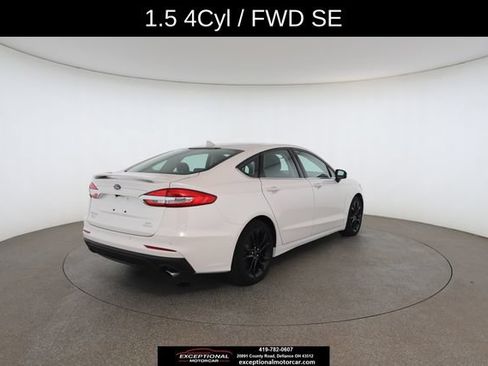 Used 2019 Ford Fusion SE w/ Equipment Group 151A FWD image 18