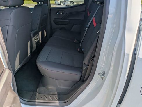 New 2025 Chevrolet Colorado Z71 w/ Midnight Edition image 29