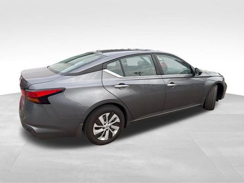 Certified 2025 Nissan Altima 2.5 S FWD image 7