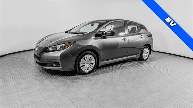 Used 2025 Nissan Leaf S FWD image 2