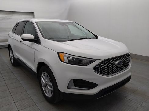 Used 2024 Ford Edge SEL AWD/4WD image 13