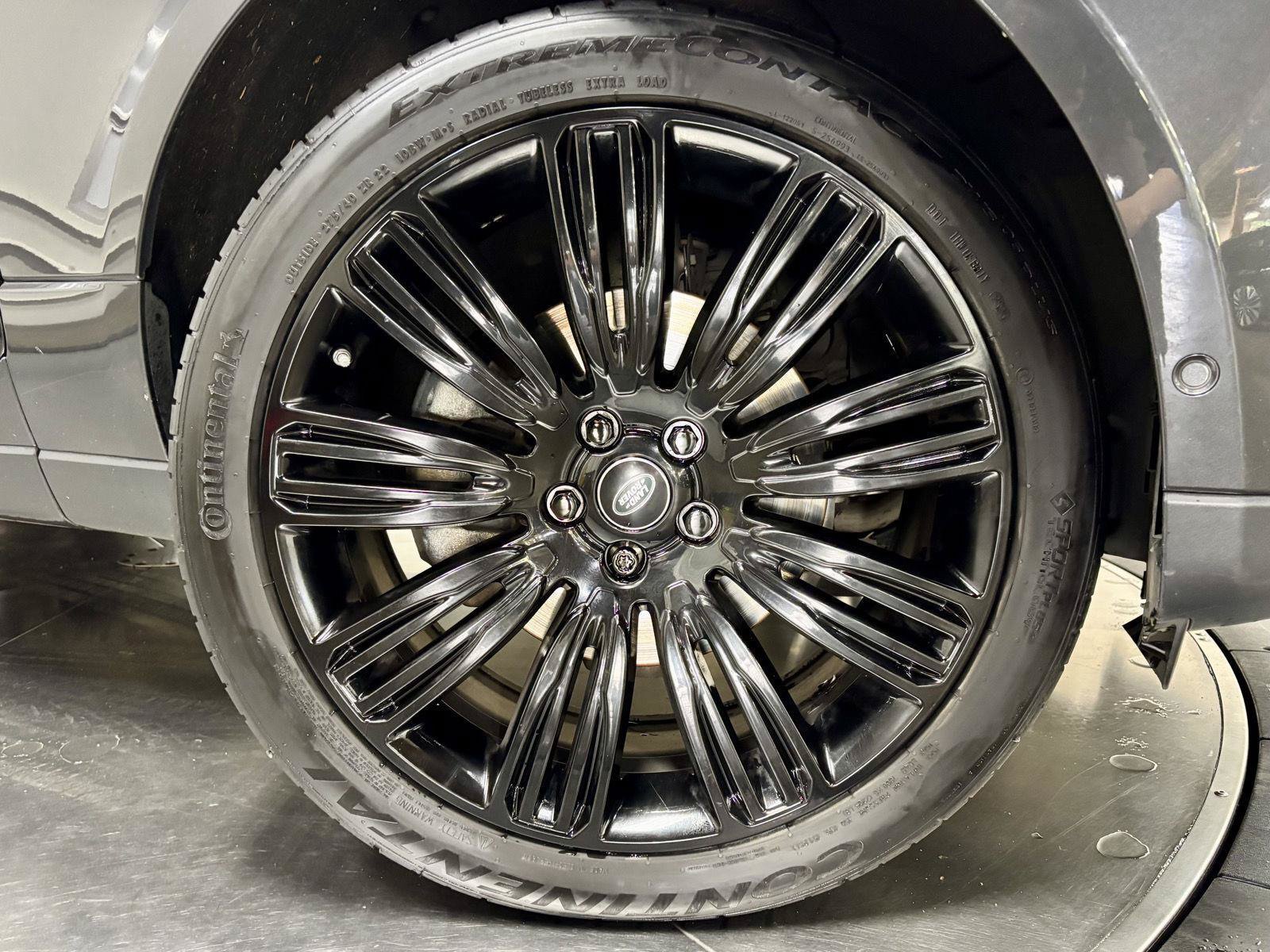 Used 2018 Land Rover Range Rover HSE AWD/4WD image 12