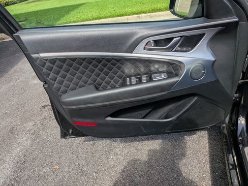 Used 2021 Genesis G70 3.3T RWD image 29