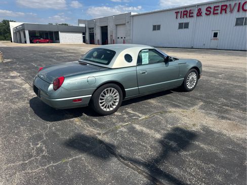 Used 2004 Ford Thunderbird Pacific Coast RWD image 6