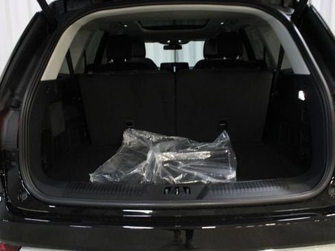New 2026 Lincoln Aviator AWD image 30