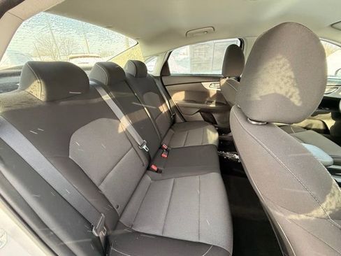 Used 2023 Kia Forte LXS w/ LXS Technology Package image 38