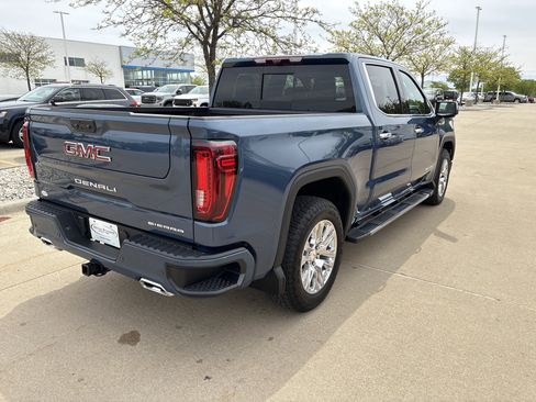 Used 2025 GMC Sierra 1500 Denali w/ Technology Package AWD/4WD image 7