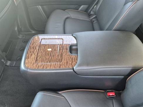 Used 2020 Nissan Armada SL w/ Premium Package AWD/4WD image 18